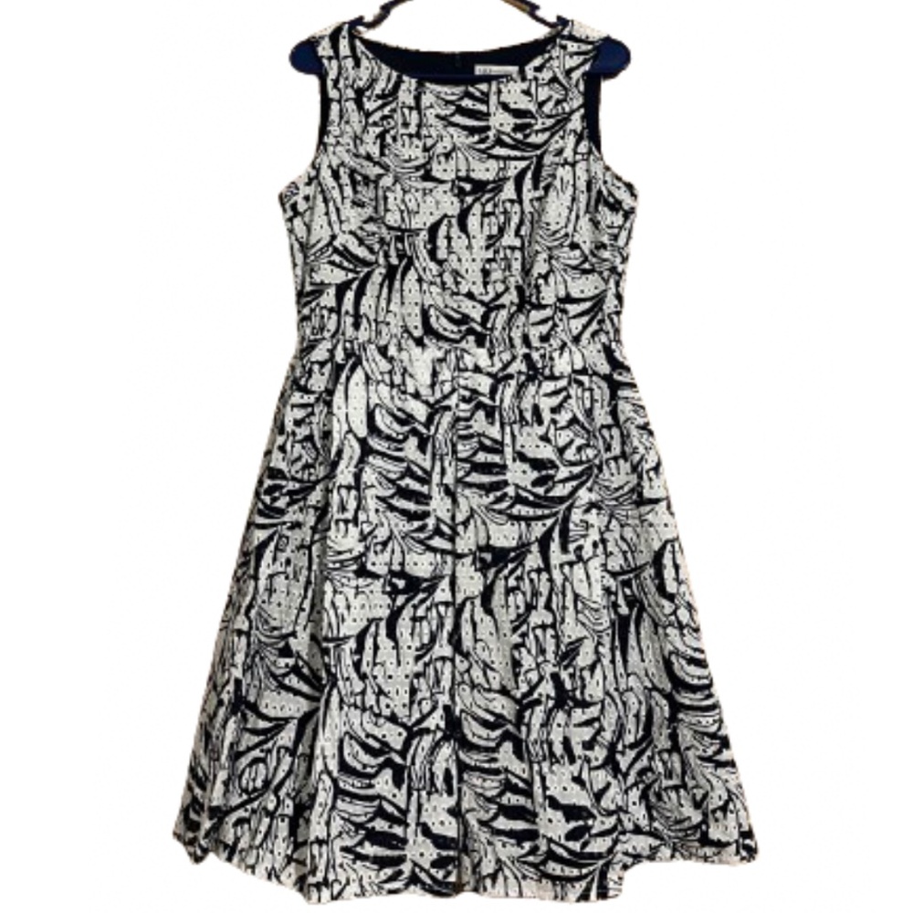 NM Neiman Marcus Navy & White Abstract Print A-Line Eyelet Dress Sz-S